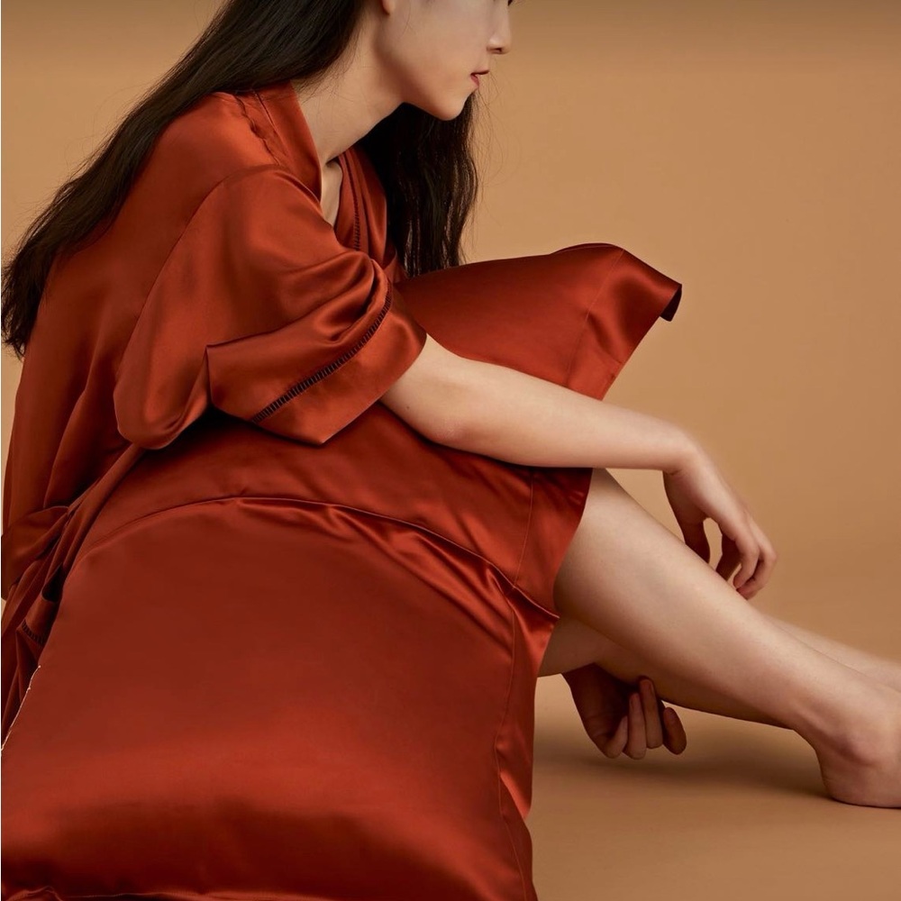 Luxurious Elegant Silk Robe Set